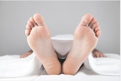 中医体质辨识仪器提醒为什么提议晚上睡觉尽量把脚露出来？